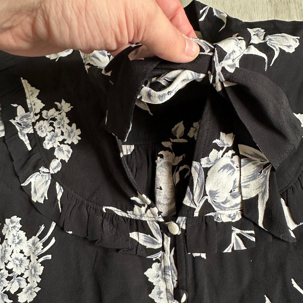 Anthropologie Maeve Adagio Tie Collar Blouse Womens S Floral Ruffle Boho Classic - Picture 3 of 7